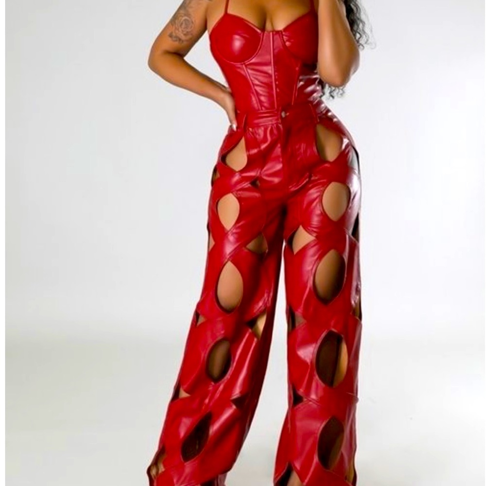 PU cut out pant